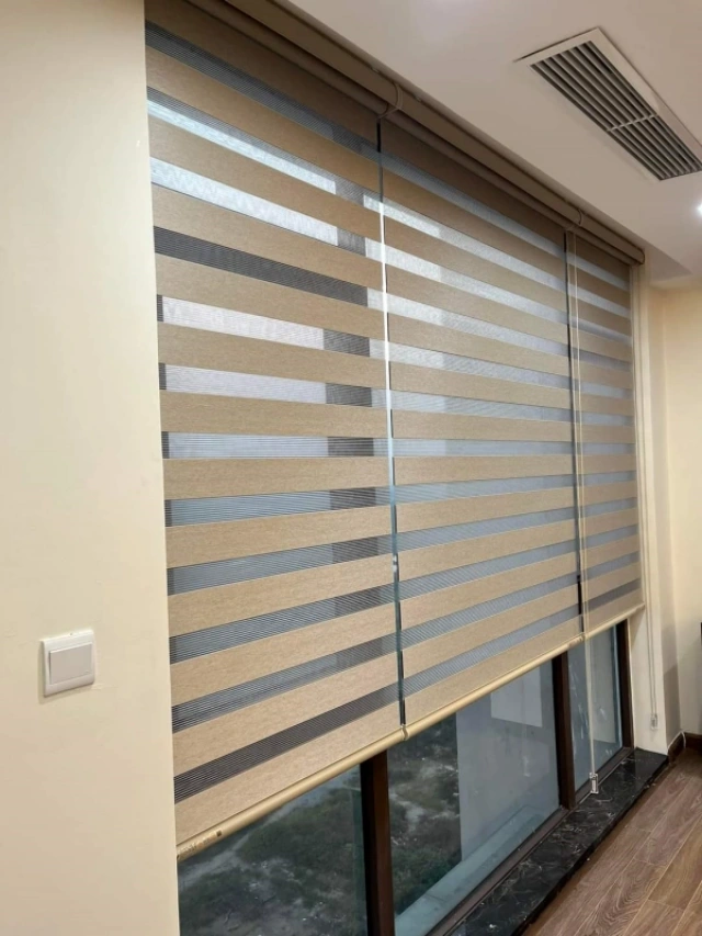 Rèm Cầu Vòng Hòa Phát S-05